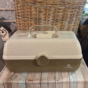 Ulta Beauty Cream and Gold glitter Caboodle edition